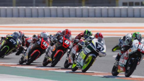 FIM CEV REPSOL MOTO 3 ve Valencii